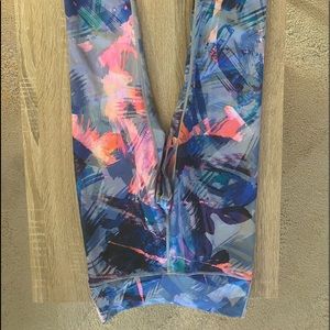 Fabletics Patterned Leggings, Size small.